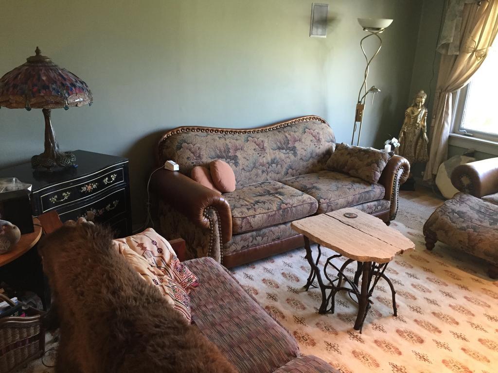 Mediterranean Edmonton B&B Екстериор снимка