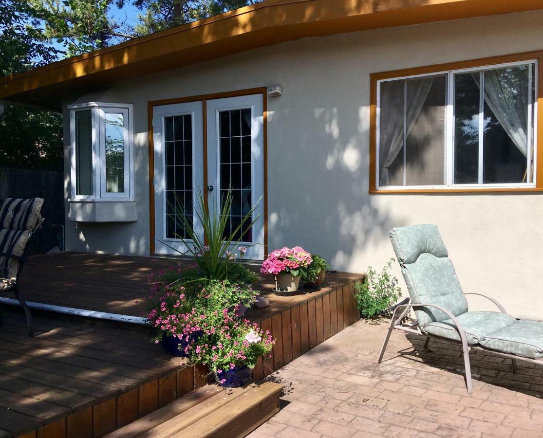 Mediterranean Edmonton B&B Екстериор снимка