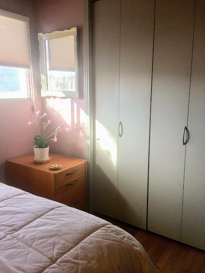 Mediterranean Edmonton B&B Екстериор снимка